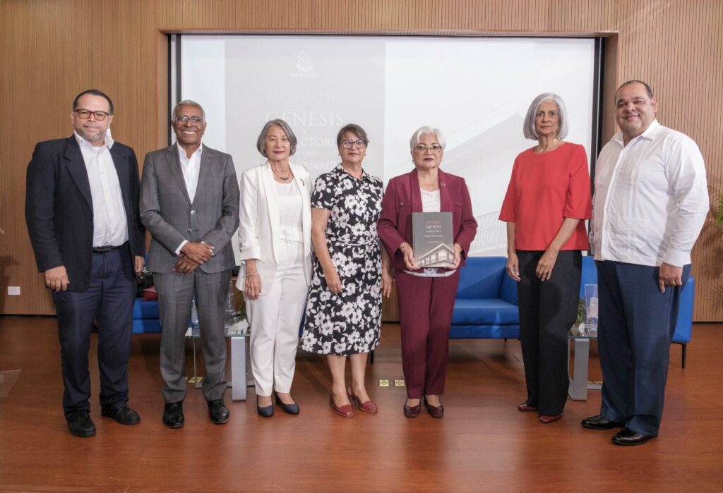 ISFODOSU presenta su transformación histórica en la formación docente desde sus orígenes en 1880