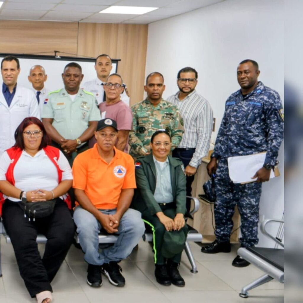 Cruz Roja Santo Domingo Oeste conoce avances del Hospital de Engombe junto a otras instituciones