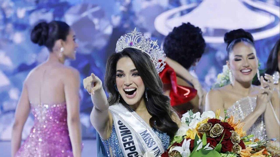¡Ella es la nueva reina de la belleza dominicana! Melissa Núñez es coronada Miss RD Universo 2026