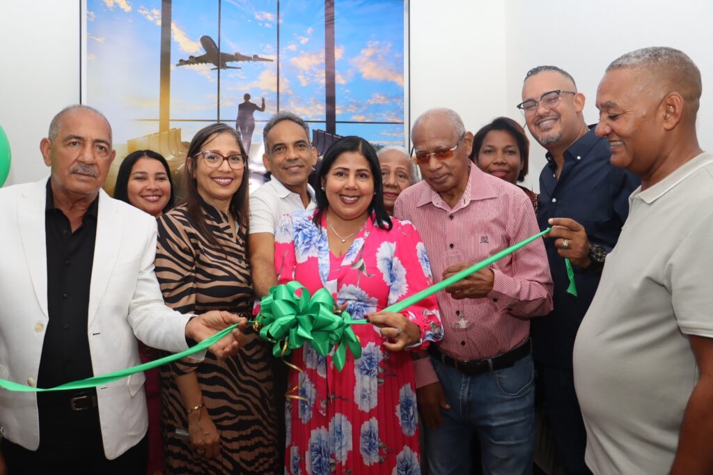 Tonina Tours inaugura oficina comercial en Santo Domingo Oeste y amplía sus servicios con asesoría migratoria y consular