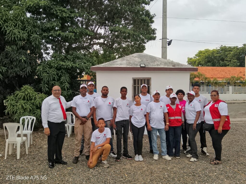 Cruz Roja Dominicana Filial Herrera brinda asistencia durante concentración de Restauración Espiritual