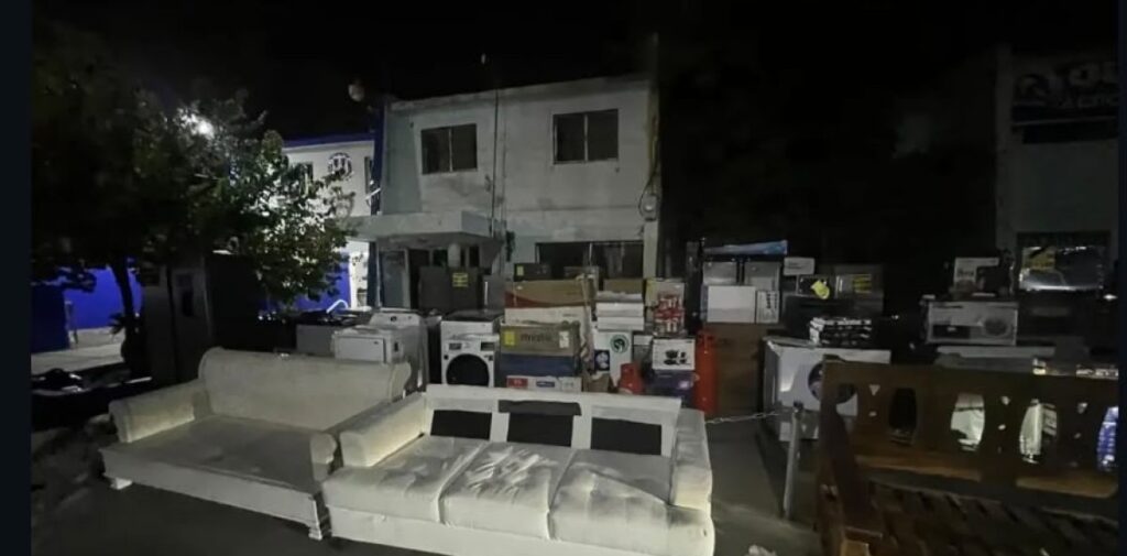 Recuperan más de 170 electrodomésticos robados tras incendio en L&R Comercial de Santo Domingo Este