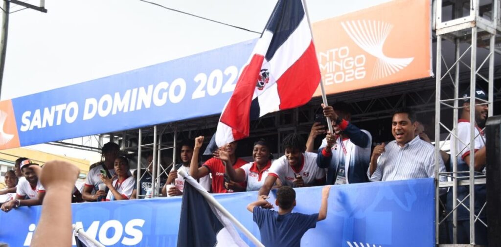 Atletas festejan a lo grande con pueblo dominicano logros en Santo Domingo 2026
