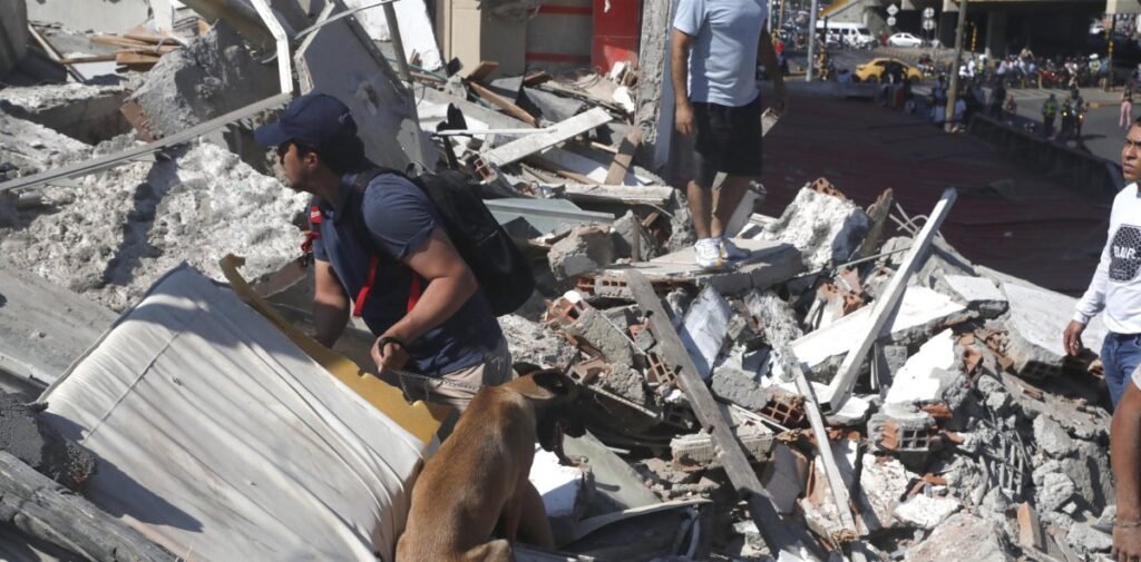 Colombia en shock: sismo de 7.4 causa 24 muertes y numerosos heridos