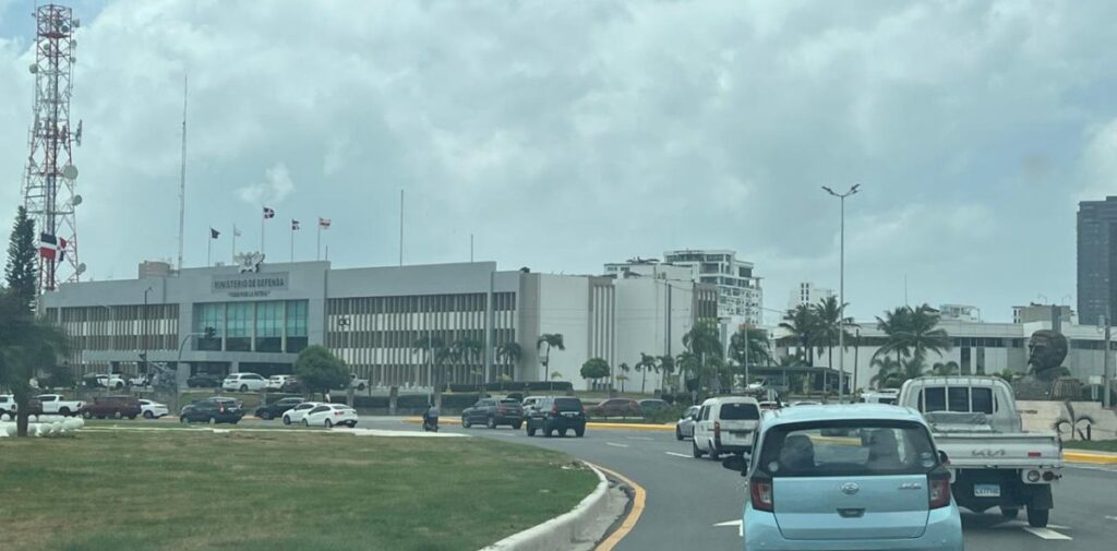 Plaza de la Bandera: inoperatividad de semáforos desata constante peligro vial