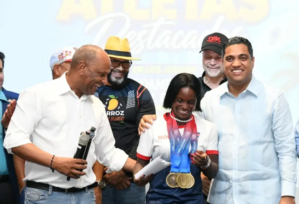 Presidente Luis Abinader ordena entrega de un apartamento amueblado para la medallista Liranyi Alonso