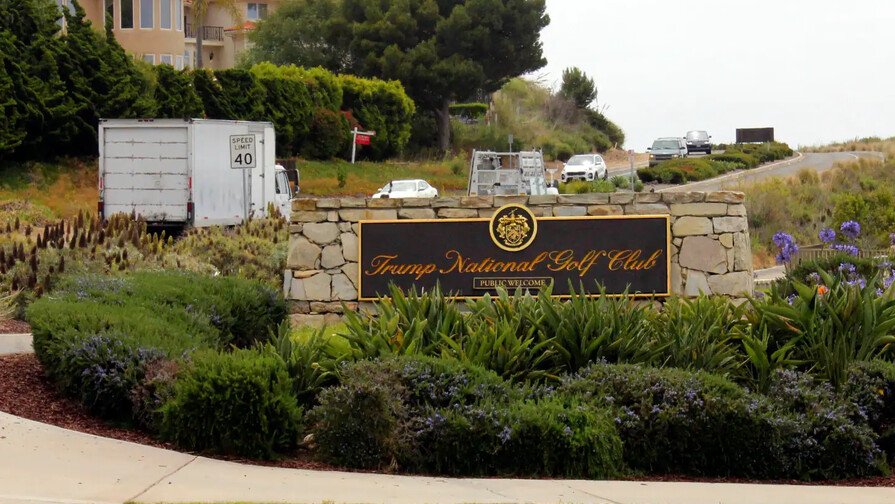 Arrestan a hombre armado en el club de golf de Trump antes de su visita a Los ÁngelesJeanine John Taele, de 38 años, fue detenido con un cargador y una pistola en su vehículo