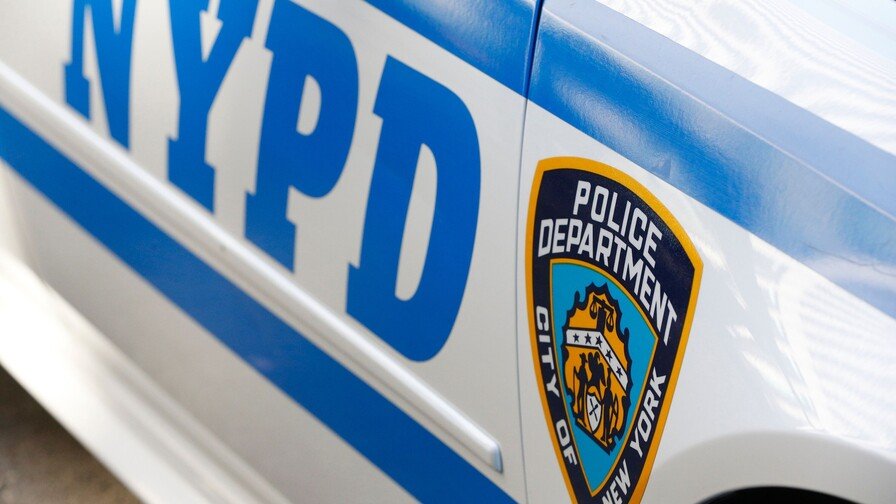Mujer dominicana de 57 años es hallada muerta en El Bronx; la policía investiga