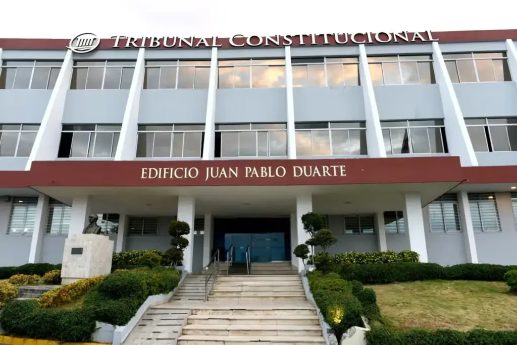 TRIBUNAL CONSTITUCIONAL DE LA RD: Rechaza recurso de los hijos de Trujillo que buscaban recuperar fondos incautados en Banreservas