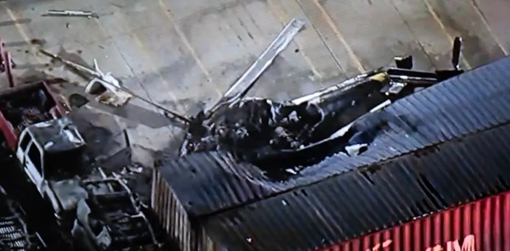 Al menos 3 muertos tras estrellarse un helicóptero de NBC que cubría un accidente en Los Ángeles