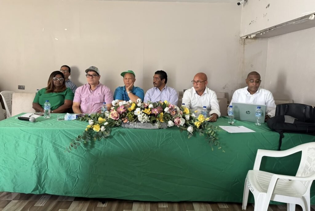 La Fuerza del Pueblo en SDO celebra multitudinario encuentro para trazar líneas estratégicas de la Dirección Política