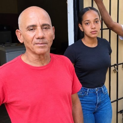 En Villa González | ¡Otro asalto en casa! Delincuentes entran a residencia de regidor del PRM y roban dinero y prendas