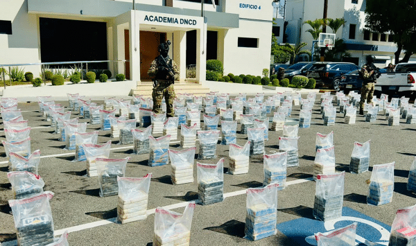 Ocupan más de una tonelada cocaína en costas Pedernales